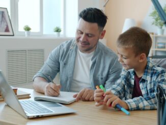 découvrez les différentes étapes d'une relation amoureuse, de la rencontre à l'engagement, et apprenez à mieux comprendre chaque phase pour construire une relation durable.