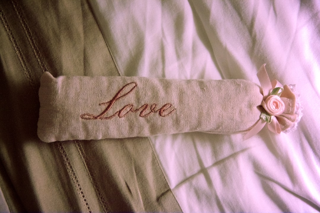 découvrez les secrets pour construire un amour durable et épanouissant. conseils, astuces et inspiration pour entretenir une relation solide et sincère.