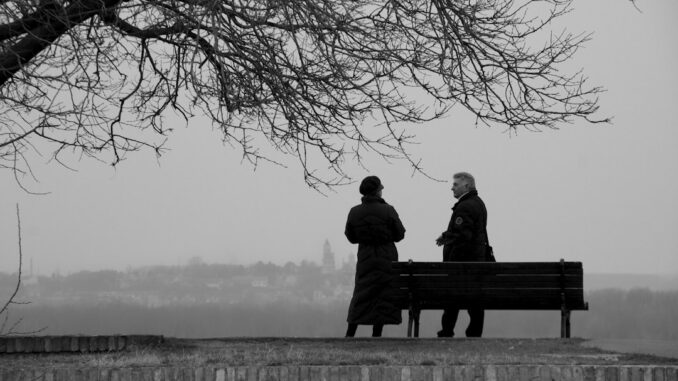 découvrez les signes d'un briseur de relation silencieux et comment reconnaître ce comportement toxique pour préserver votre bien-être émotionnel.