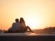 découvrez les clés d'une relation épanouie, sincère et durable, basée sur la confiance, la communication et le respect mutuel.